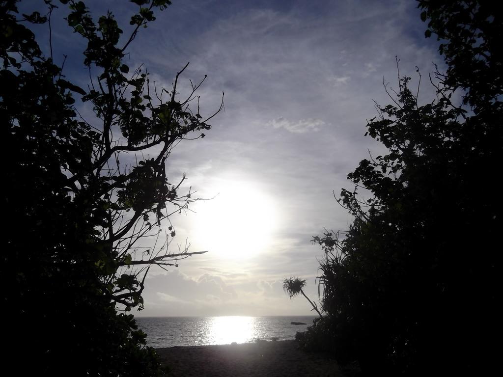 Yoisama Sunrise Beach House Ishigaki  Екстер'єр фото